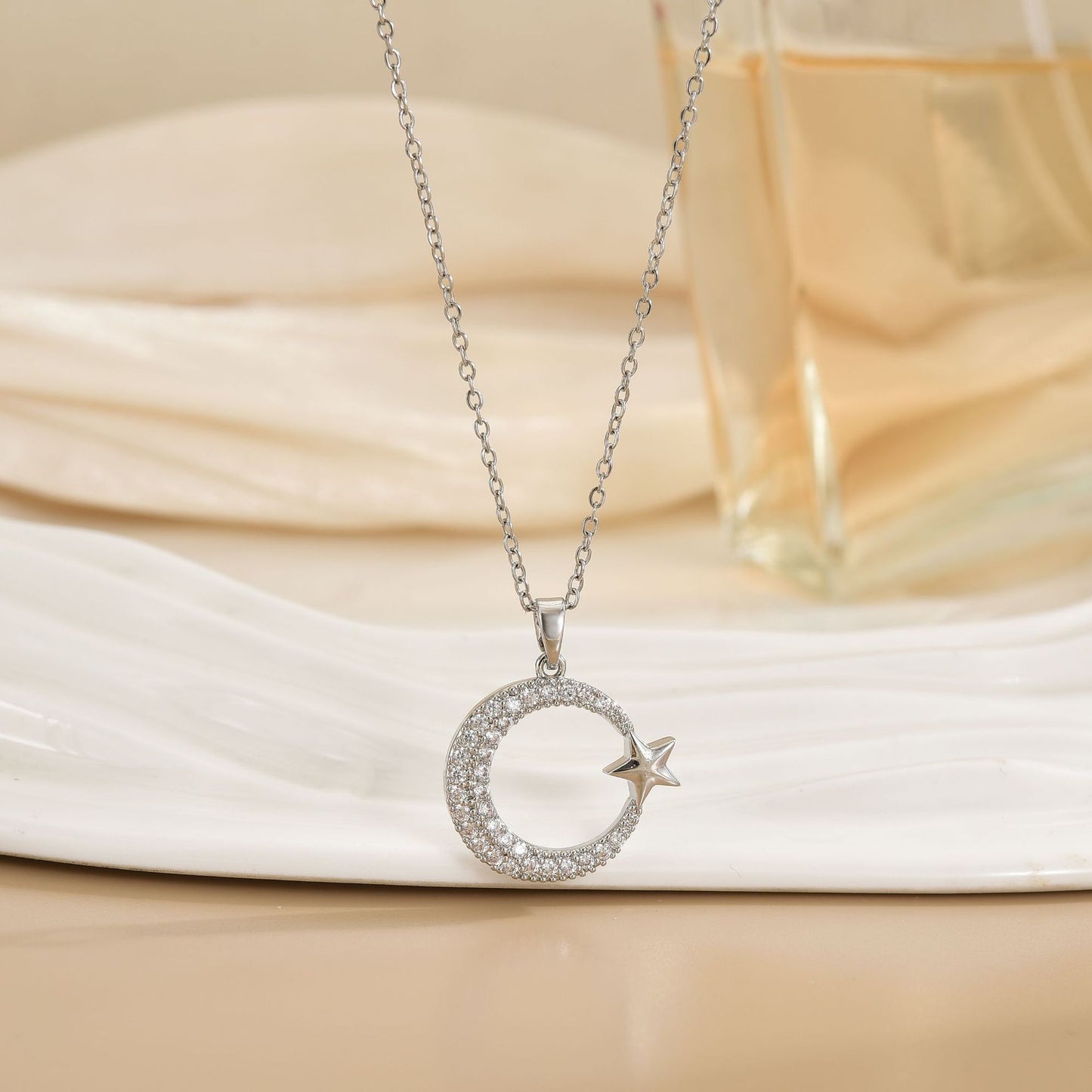 Xingyue Zircon Geometric Niche New Style Design Pendant Titanium Steel Necklace