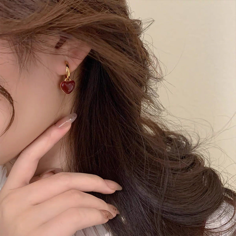 Retro Love Heart Stud Earrings Women