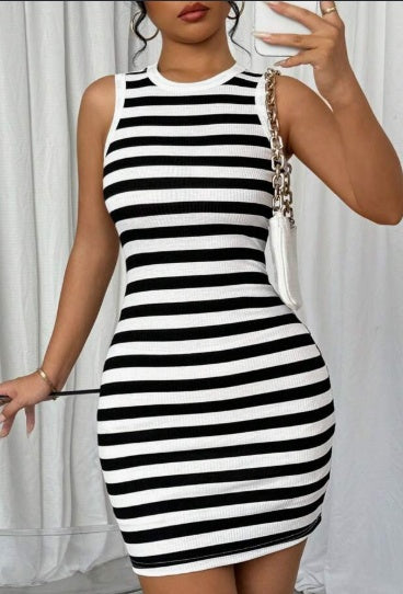 Aven Relaxiva Stripe Dress