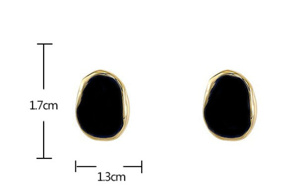 Fashion Retro Black Studs Women